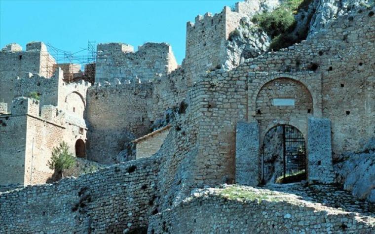 Aνεξάρτητη Παραδοσιακή Πέτρινη Κατοικία Corinth Exterior photo
